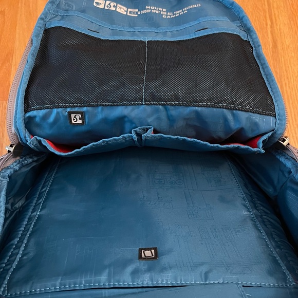 OGIO Carbon Padded laptop backpack - Picture 9 of 11